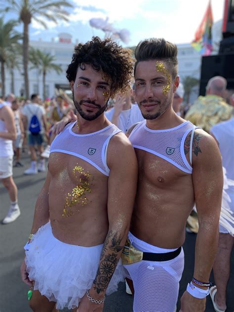 gay gran canaria complete gay travel guide the globetrotter guys
