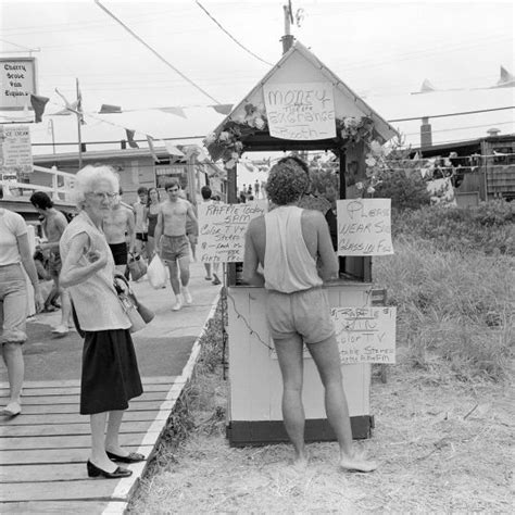 Souvenirs Fire Island 1970 S The Photography Of Meryl Meisler The