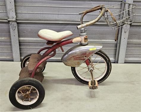 At Auction Vintage Murray Tricycle