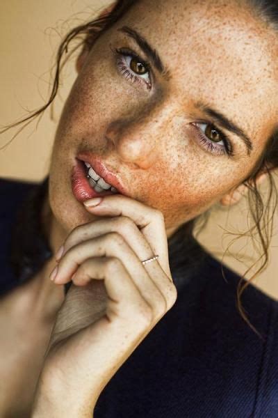Pin By Robert Coney On Redheads Freckles In 2020 Freckles Girl