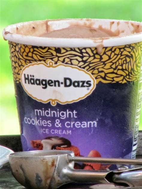 Once Upon A Chocolate Life Haagen Dazs Midnight Cookies And Cream Ice Cream
