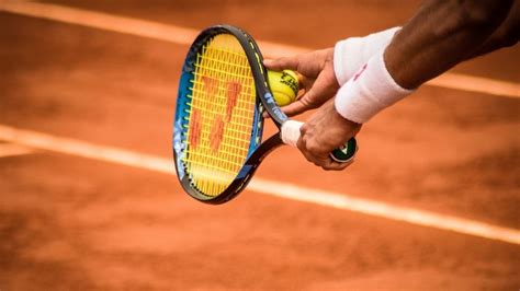 How To Hold A Tennis Racket Proper Way To Grip A Racket