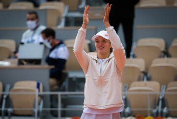 Iga Świątek wygrała French Open Premier i prezydent gratulują Paryż