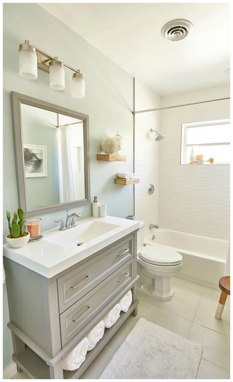 8 Ways To Make A Small Bathroom Look Bigger Small Bathroom