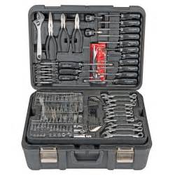 Dewalt is one of the leading brands in the tool space and prides itself on the. Professional Mechanic's Tool Set - 301 Piece