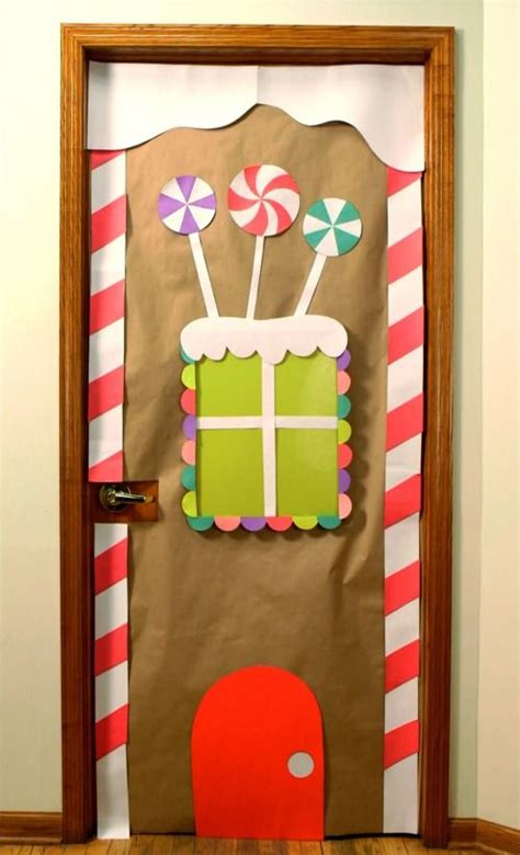Maybe you would like to learn more about one of these? 33 Amazing Classroom Doors for Winter and the Holidays | Holiday classroom doors, Christmas ...
