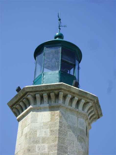Faruri, far genovez, faleza, orase, constanta. Pin by Tudor Crăciunoiu on Farul Genovez - Constanta ...
