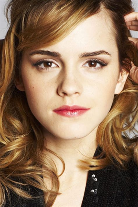 48 Emma Watson Iphone Wallpaper Wallpapersafari