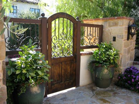 Beautiful Entrance With The Gate Front Courtyard Backyard Gates