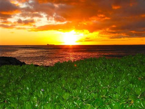 A Beautiful Hawaiian Sunset Sunsets Hawaii Hawaiian Sunset Sunset
