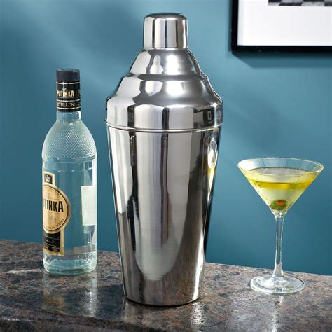 Amp Up Your Home Bartending With The Right Set Of Bar Accessories