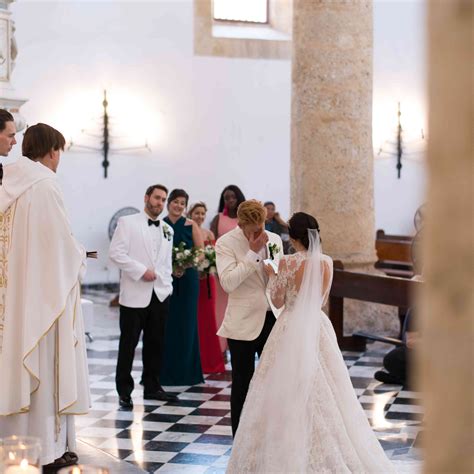 9 Catholic Wedding Traditions You Need To Know