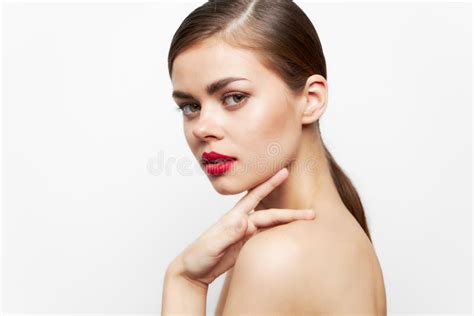 Lady Bare Shoulders Look Forward To Clear Skin Spa Treatments Red Lips