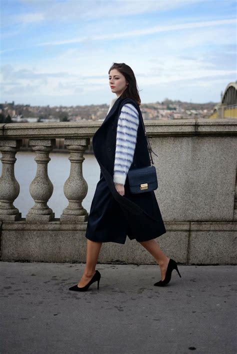 28 intriguing fast fashion statistics you need to know in 2021 milos djordjevic march 31, 2021 during the second half of the 20th century, fashion became one of the leading industries in the world. EJ.Style Blog - Emma Hill @Topshop Premium Satin Culottes ...