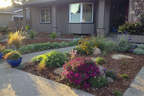 41 Amusing Front Yard Landscaping Drought Tolerant Xeriscaping