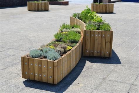 Swithland Curved Timber Planters Street Design Esi External Works