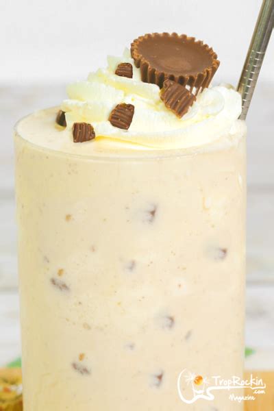 How to make nice cream milkshakes. Boozy Milkshake with Reese's Peanut Butter Cups | Trop Rockin Magazine