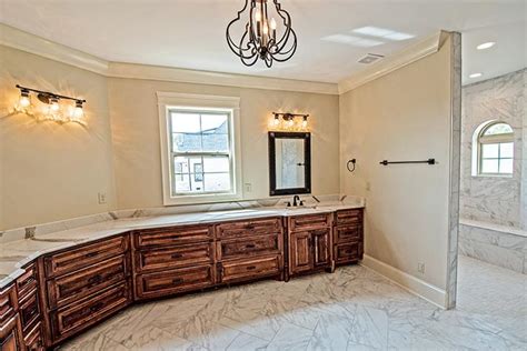 Realtracs mls as distributed by mls grid. Chuck's Custom Cabinets - Clarksville, TN