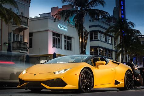 Check specs, prices, performance and compare with similar cars. LAMBORGHINI Huracan LP610-4 Spyder specs & photos - 2015 ...