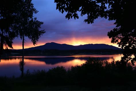 British Columbia Evening Lake Landscape Mountain Natural Scenic