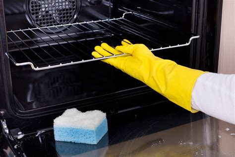 How To Keep Your Oven Clean And Fresh Cleanipedia