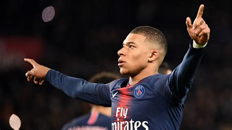 Nike released mbappé's first mercurial. PSG's Mbappe slapped with three-match ban - Insightscoop
