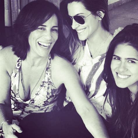 Gloria & cleo pires no mais você. Trio poderoso! Antonia Morais, Cleo, e Glória Pires posam ...