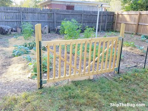 As a leading fencing contractor in the twin cities, we install and build fences for both residential and commercial properties all over minnesota. Skip The Bag: Easy DIY Garden Fence