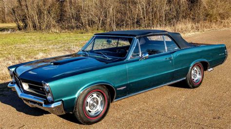 Picture Yourself Cruising In A 1965 Pontiac Gto Convertible Motorious