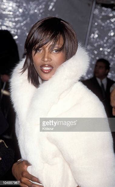 Naomi Campbell 90s Photos And Premium High Res Pictures Getty Images