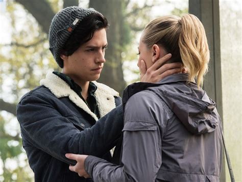 riverdale star lili reinhart dishes on that steamy kiss with cole sprouse and who killed jason