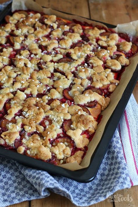 Zwetschgenkuchen mit Quark - Öl - Teig vom Blech