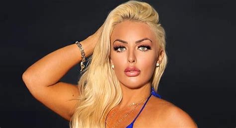 Wwe Star Mandy Rose Shows Off Tummy While Posing With Swimsuit — See