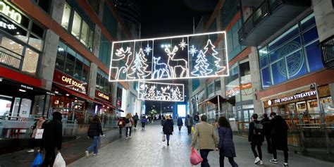 Hammerson To Pay Dividend Offer Scrip Wsj