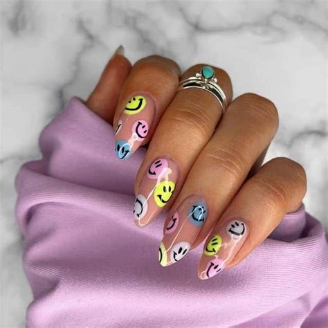 20 Cute Smiley Face Nails To Try Prada And Pearls Gel Nails Nails