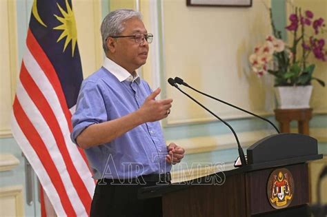 Ismail sabri yang juga menteri pertahanan berkata demikian selepas melakukan lawatan kerja ke manakala 10 negeri lagi kekal dengan pelaksanaan pkp pemulihan (pkpp), juga untuk tempoh yang. Permohonan rentas negeri hanya untuk mereka terkandas di ...