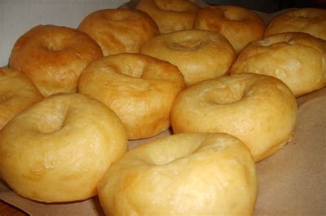 Berikut cara membuat kue donat sehingga bisa berkembang sempurna. Cara Membuat Donat Empuk Mengembang - Kotak Bintang Hati