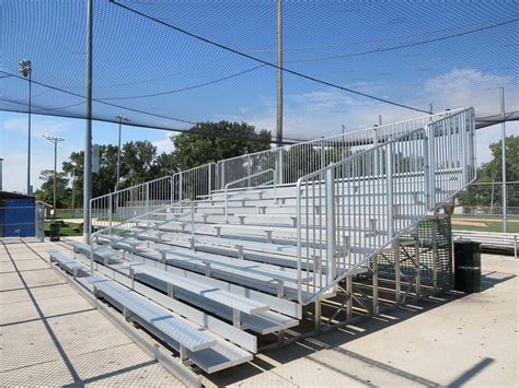 Benefits Of Aluminum Stadium Seats Bleacher Bench Seat