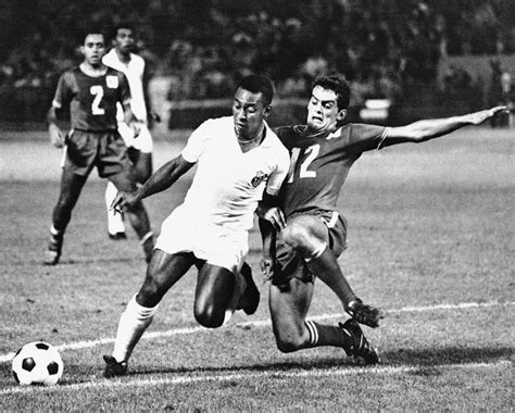 Кевин де паула, леонардо лима карвальо, сеу жоржи и др. Pele | Biography, World Cups, & Facts | Britannica