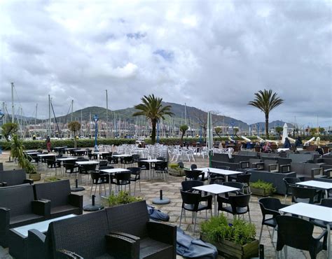 Compara los precios de 164 hoteles en getxo, españa. Terraza puerto deportivo de Getxo | TurismoVasco.com