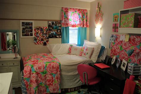 Traditional Double Room Decorated By A Resident College Life College