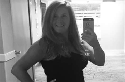 This Moms Mirror Selfie In Sexy Lbd She Had No Business Wearing Is