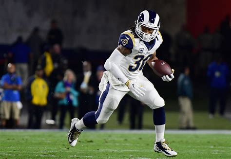 rams give rb todd gurley record 60m extension cbs los angeles