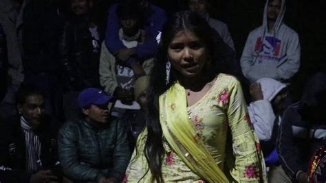 Jhapre Dance By Nepali Village Girls नेपाली झांप्रे डान्स Part 38