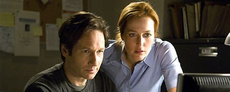 Erstes Akte X Setbild Mulder Und Scully In Fortsetzung Endlich Wieder Vereint Serien News