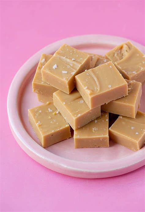 Whisk the ingredients well together, before transferring to a mini muffin tin or mini muffin liners. Amazing Salted Caramel Fudge - Sweetest Menu | Recipe ...