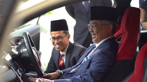 Malaysia agongs birthday is a celebration that is observed around the celebration of the malaysian king's birthday. Honda Malaysia - Honda Malaysia celebrates His Majesty the ...