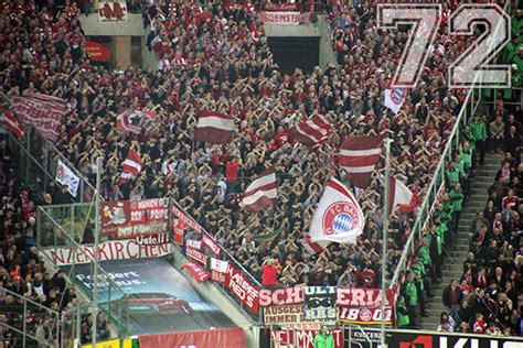 In giovanni reyna, jadon sancho. Gladbach - FC Bayern 26.10.2014