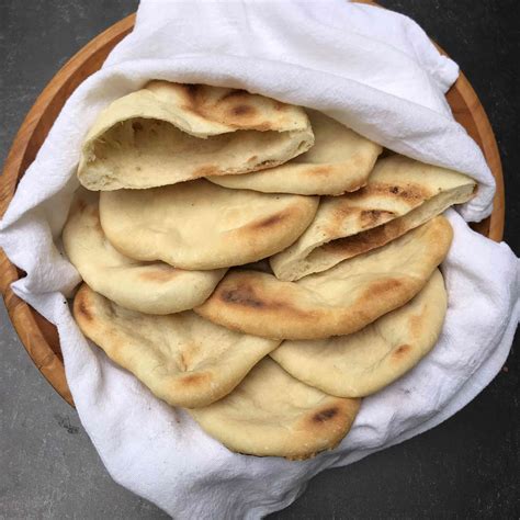 Quick And Easy Homemade Pita Bread Recipe