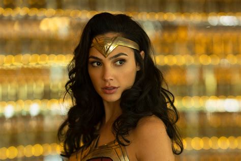 Nobody Owes Gal Gadot Another Wonder Woman Sequel Dc Fans Need To Get Out Of This Mindset